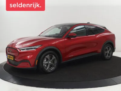 Ford Mustang Mach-E (2021) — foto 1