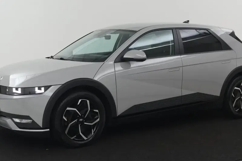 Hyundai Ioniq (2021)