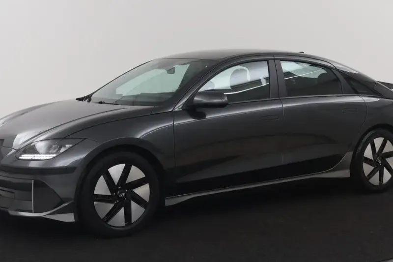 Hyundai Ioniq (2024)