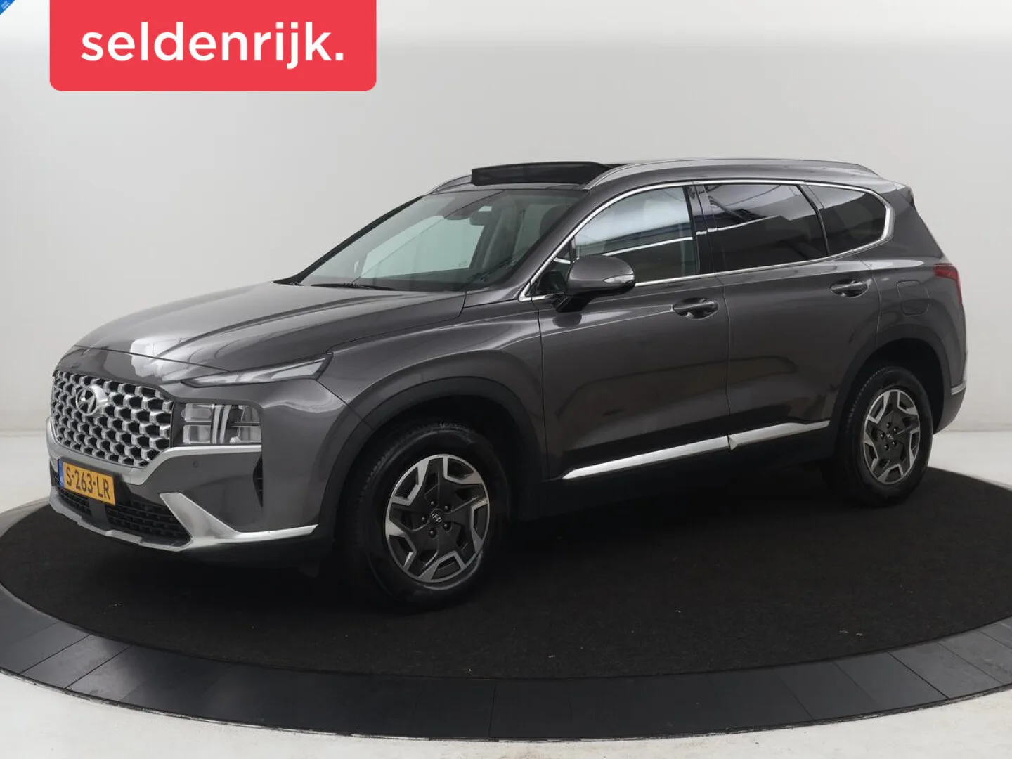 Hyundai Santa Fe (2023) — foto 1
