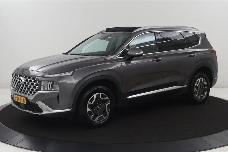 Hyundai Santa Fe (2023)