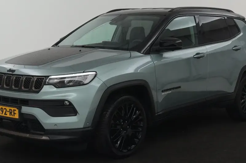 Jeep Compass (2022)