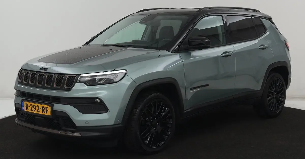 Jeep Compass (2022) — foto 1