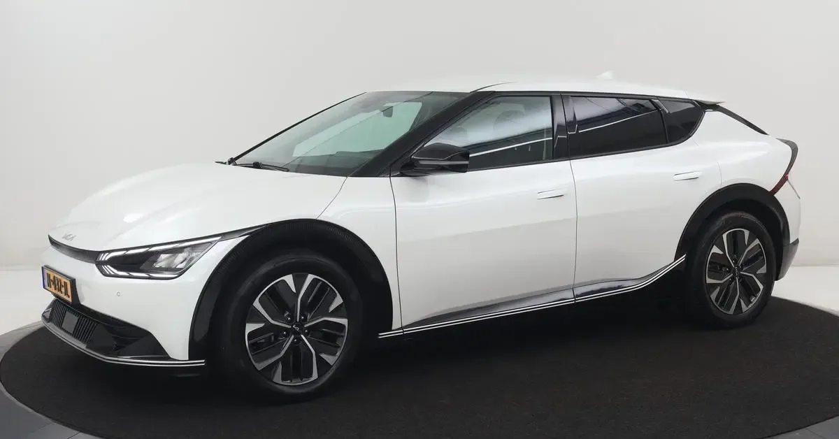 Kia EV6 (2021) — foto 1