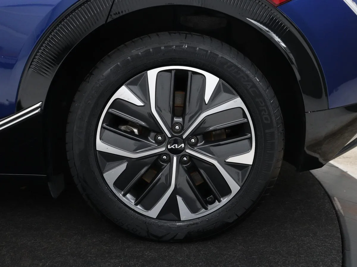 Kia EV6 (2022) — foto 1