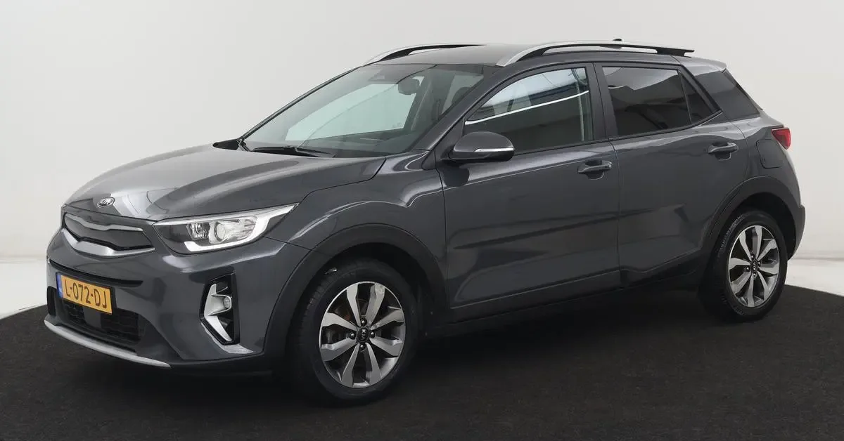 Kia Stonic (2021) — foto 1