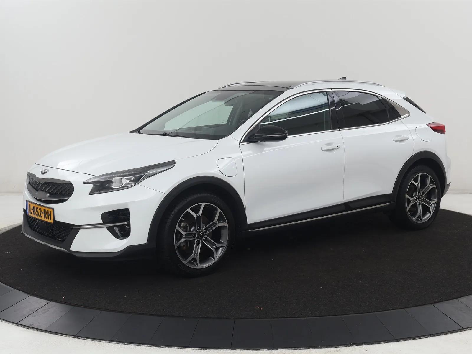 Kia XCeed (2021) — foto 1