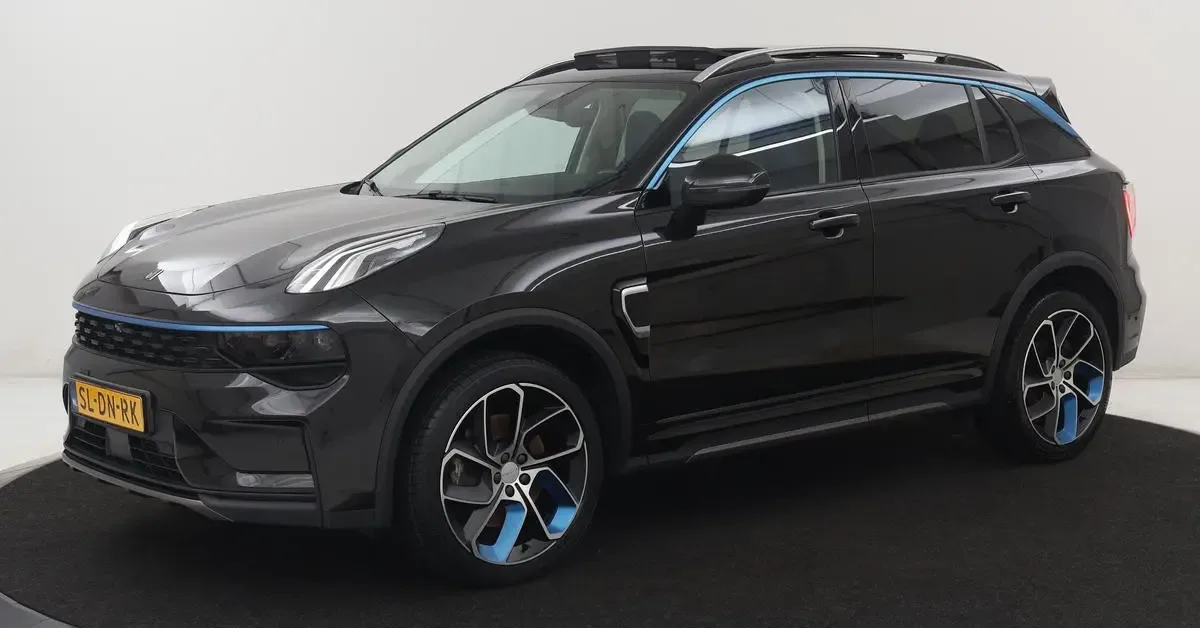 Lynk & Co 01 (2023) — foto 1