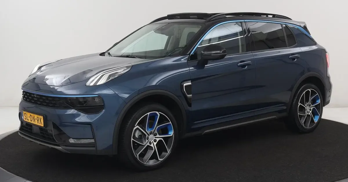 Lynk & Co 01 (2022) — foto 1