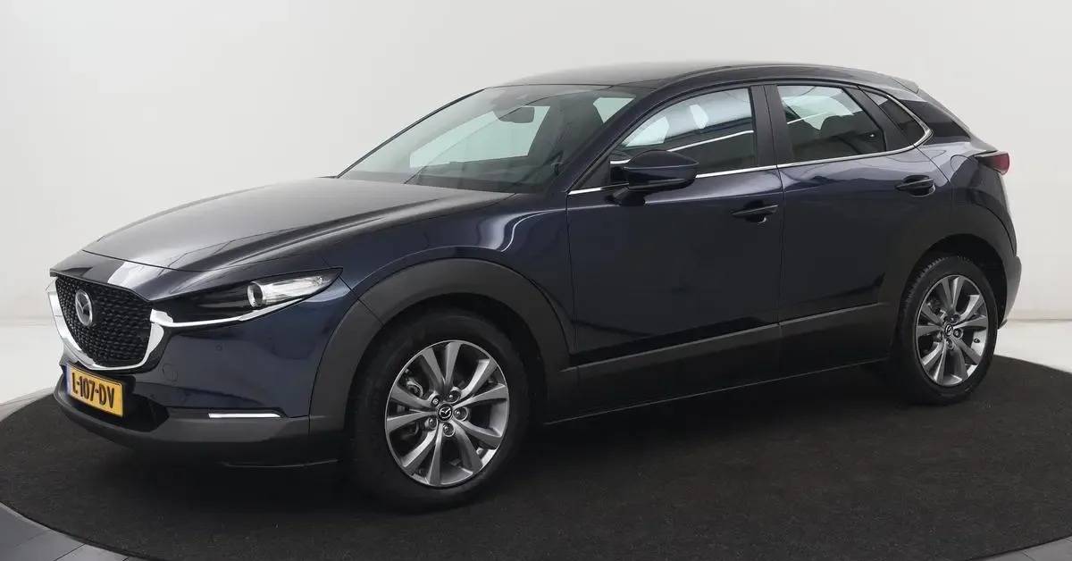 Mazda CX-30 (2021) — foto 1