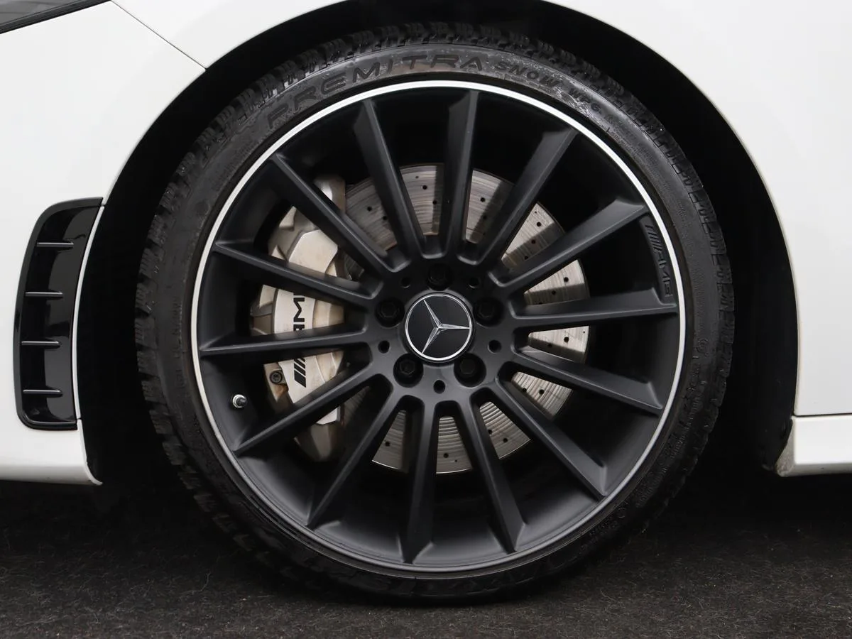 Mercedes-Benz A-Klasse (2020) — foto 1