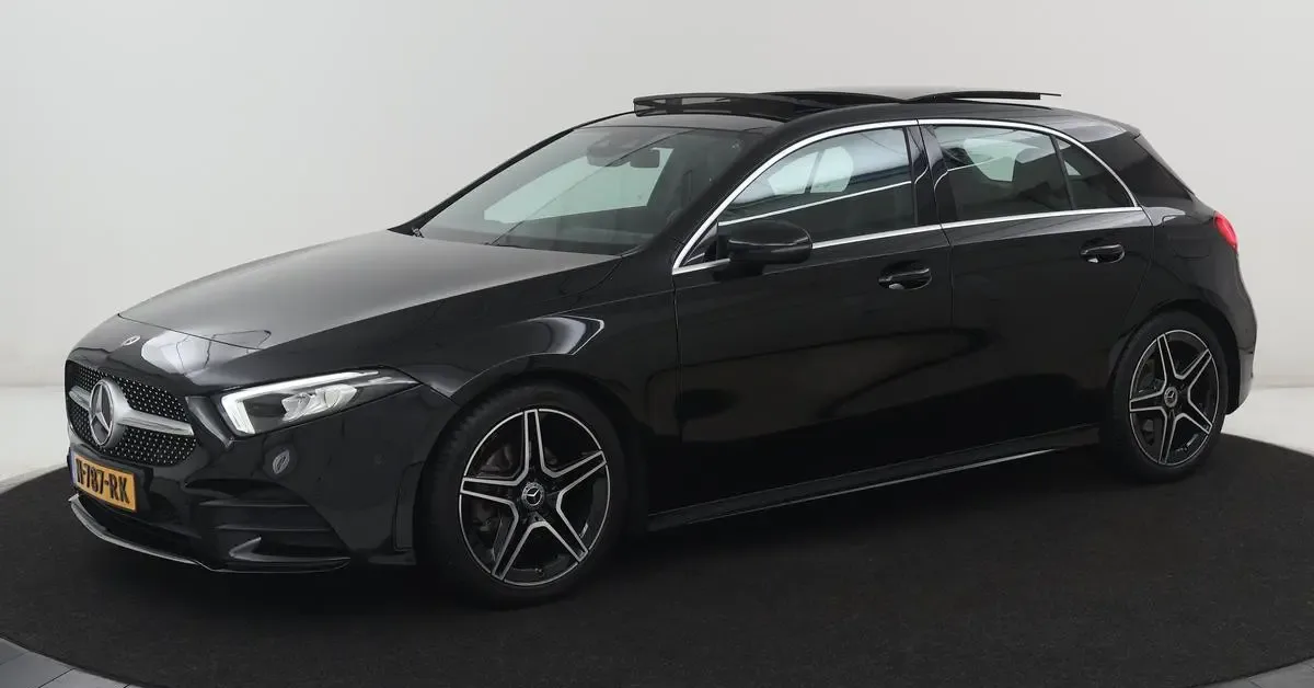 Mercedes-Benz A-Klasse (2020) — foto 1