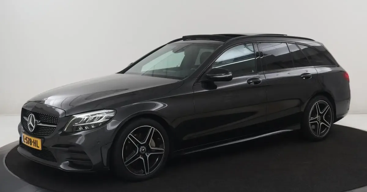 Mercedes-Benz C-Klasse (2021) — foto 1