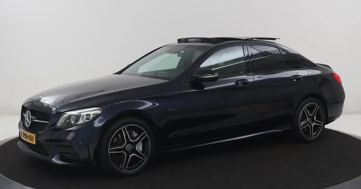 Mercedes-Benz C-Klasse (2021) — foto 1