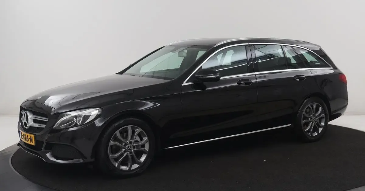 Mercedes-Benz C-Klasse (2018) — foto 1