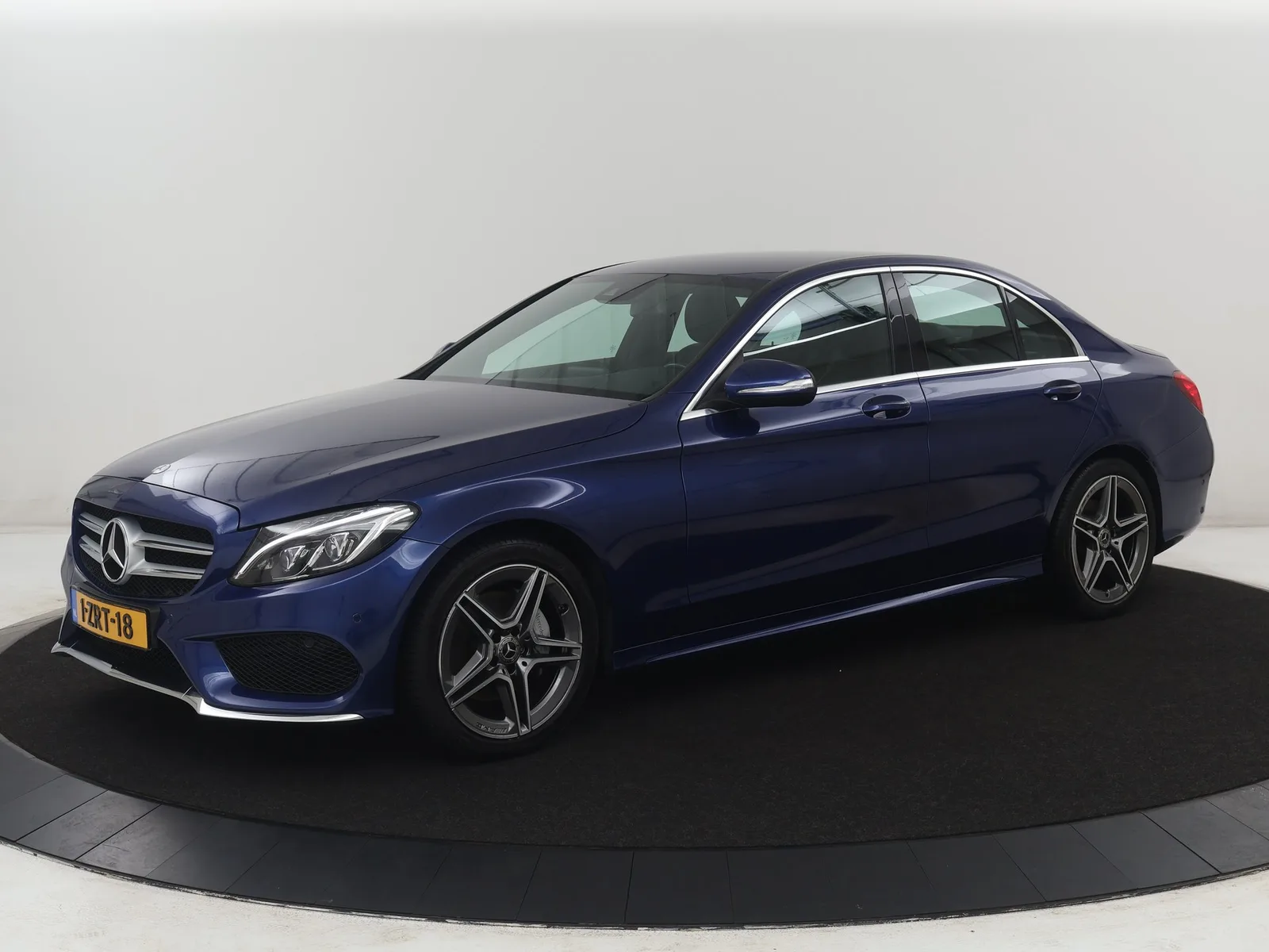 Mercedes-Benz C-Klasse (2015) — foto 1