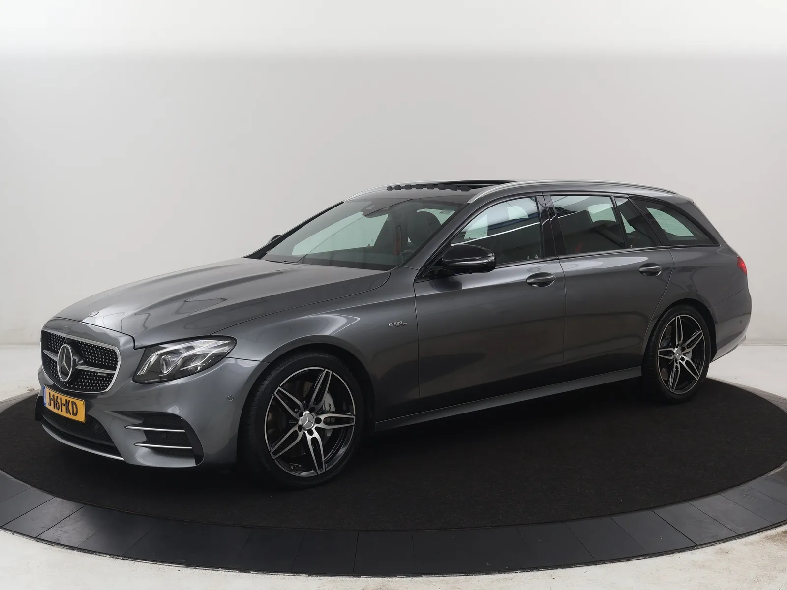Mercedes-Benz E-Klasse (2019) — foto 1