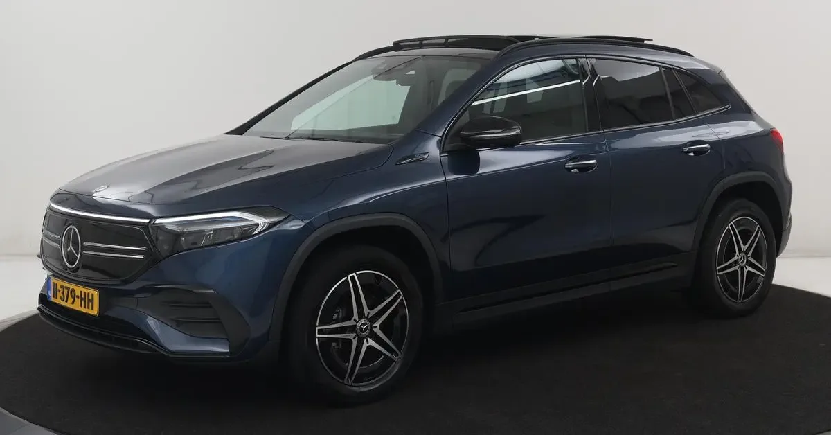 Mercedes-Benz EQA (2021) — foto 1