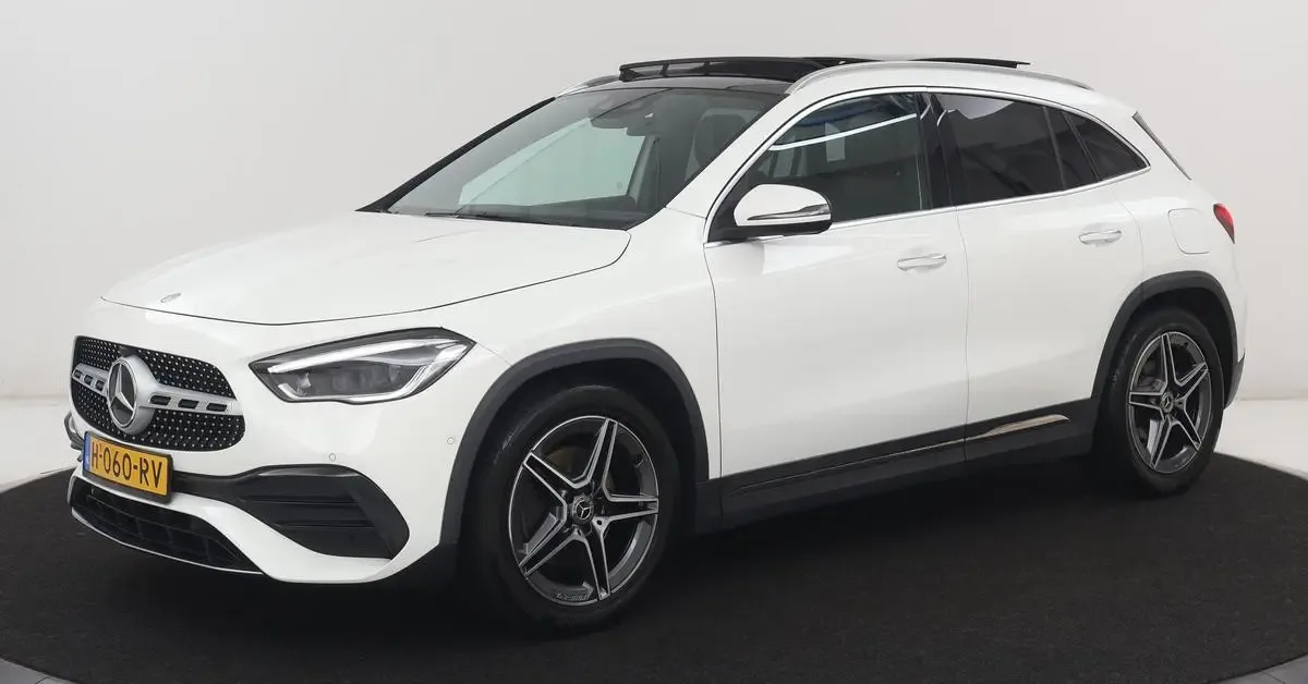 Mercedes-Benz GLA (2020) — foto 1