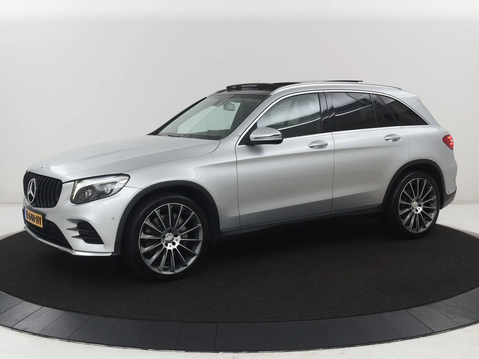 Mercedes-Benz GLC-Klasse (2015) — foto 1