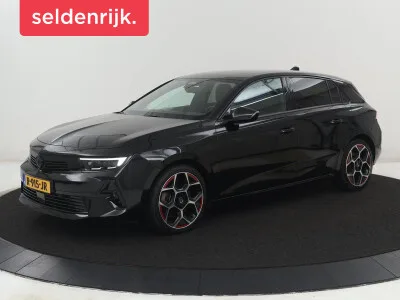Opel Astra (2022) — foto 1