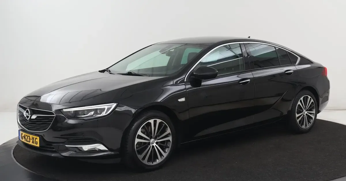 Opel Insignia (2019) — foto 1