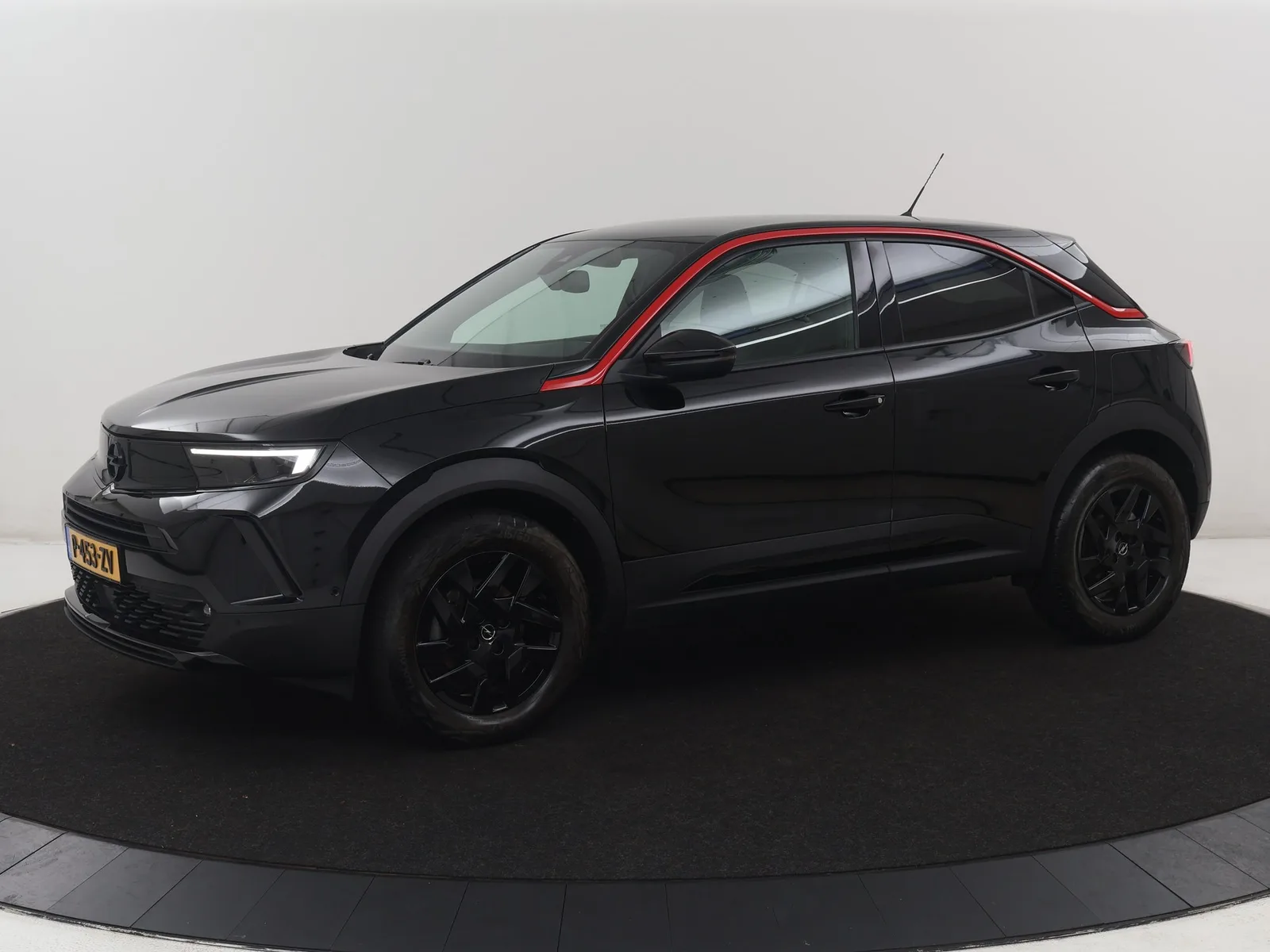 Opel Mokka (2022) — foto 1