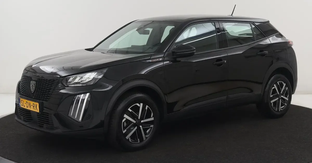 Peugeot 2008 (2025) — foto 1