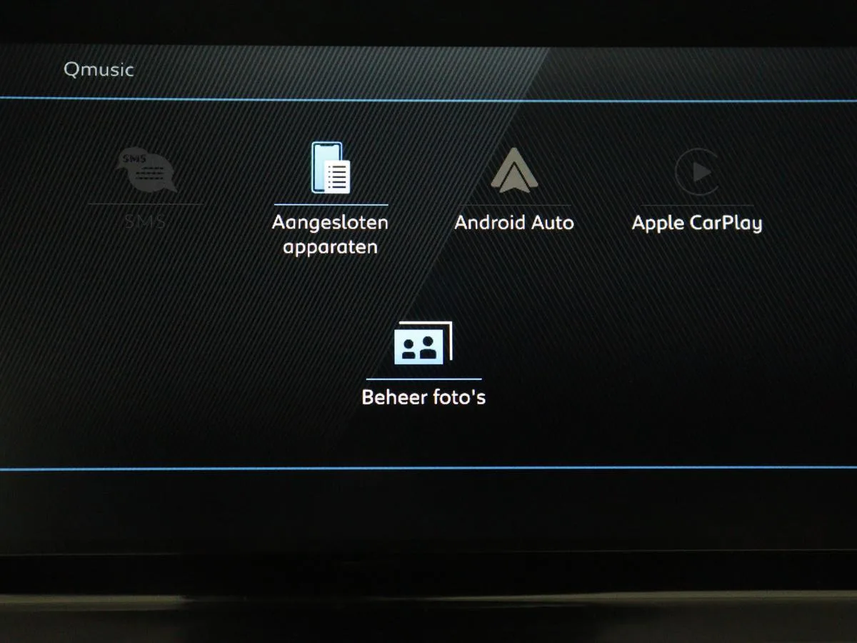 Peugeot 2008 (2025) — foto 1