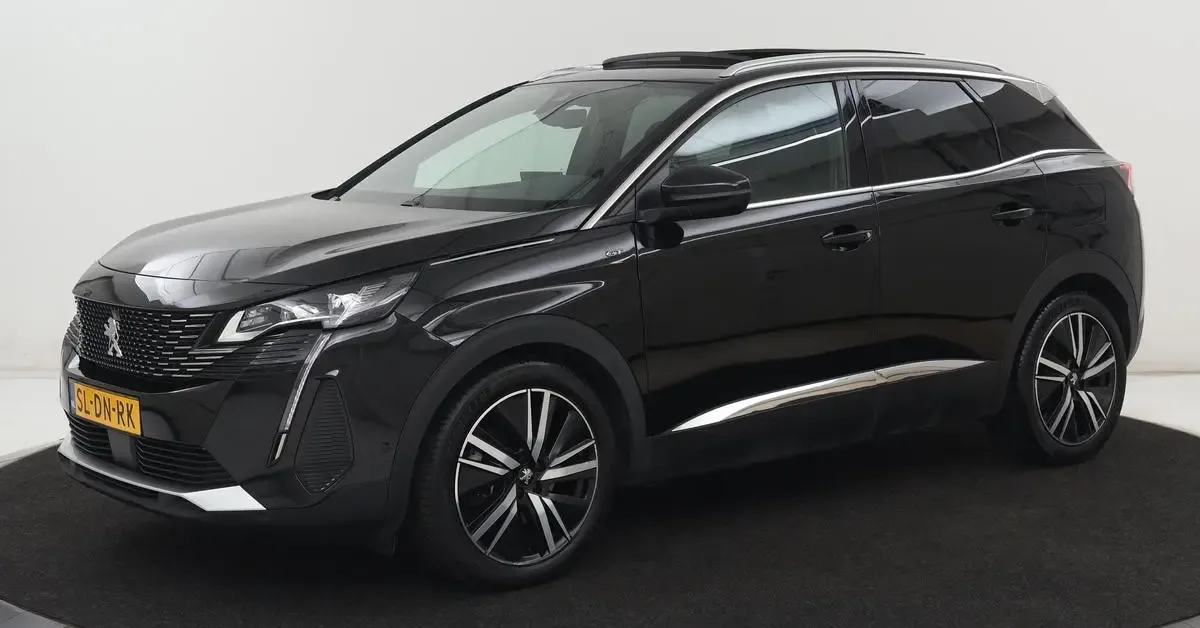 Peugeot 3008 (2022) — foto 1