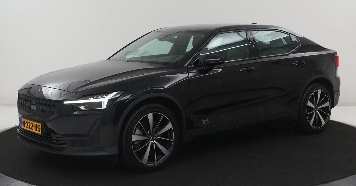 Polestar 2 (2021) — foto 1