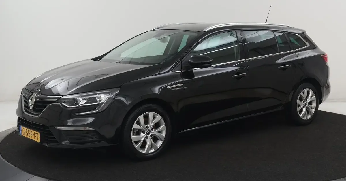 Renault Mégane (2019) — foto 1
