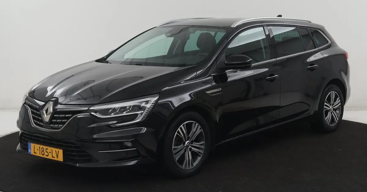 Renault Mégane (2021) — foto 1