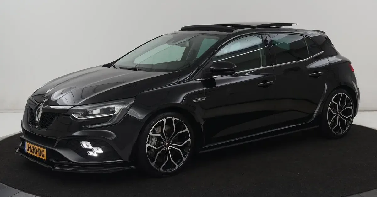 Renault Mégane (2018) — foto 1