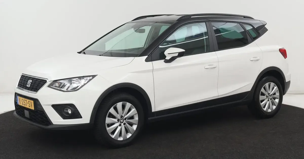 SEAT Arona (2021) — foto 1