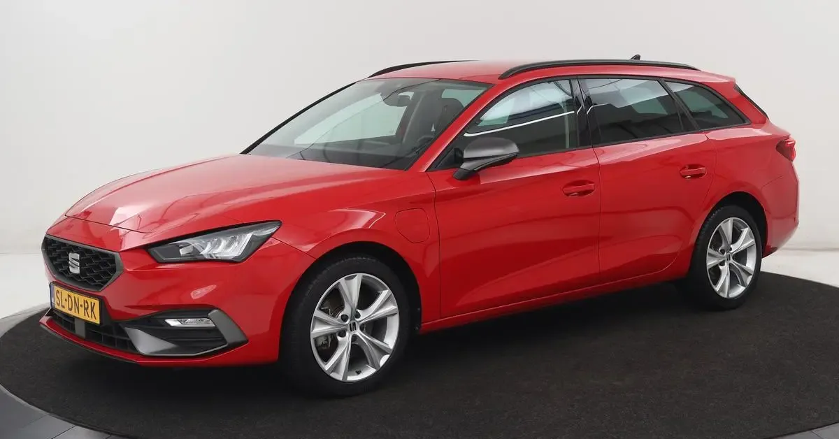 SEAT Leon (2022) — foto 1