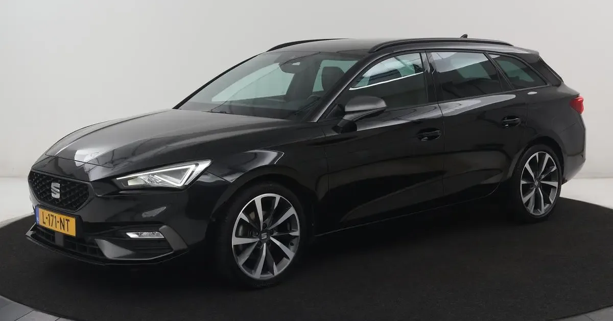 SEAT Leon (2021) — foto 1