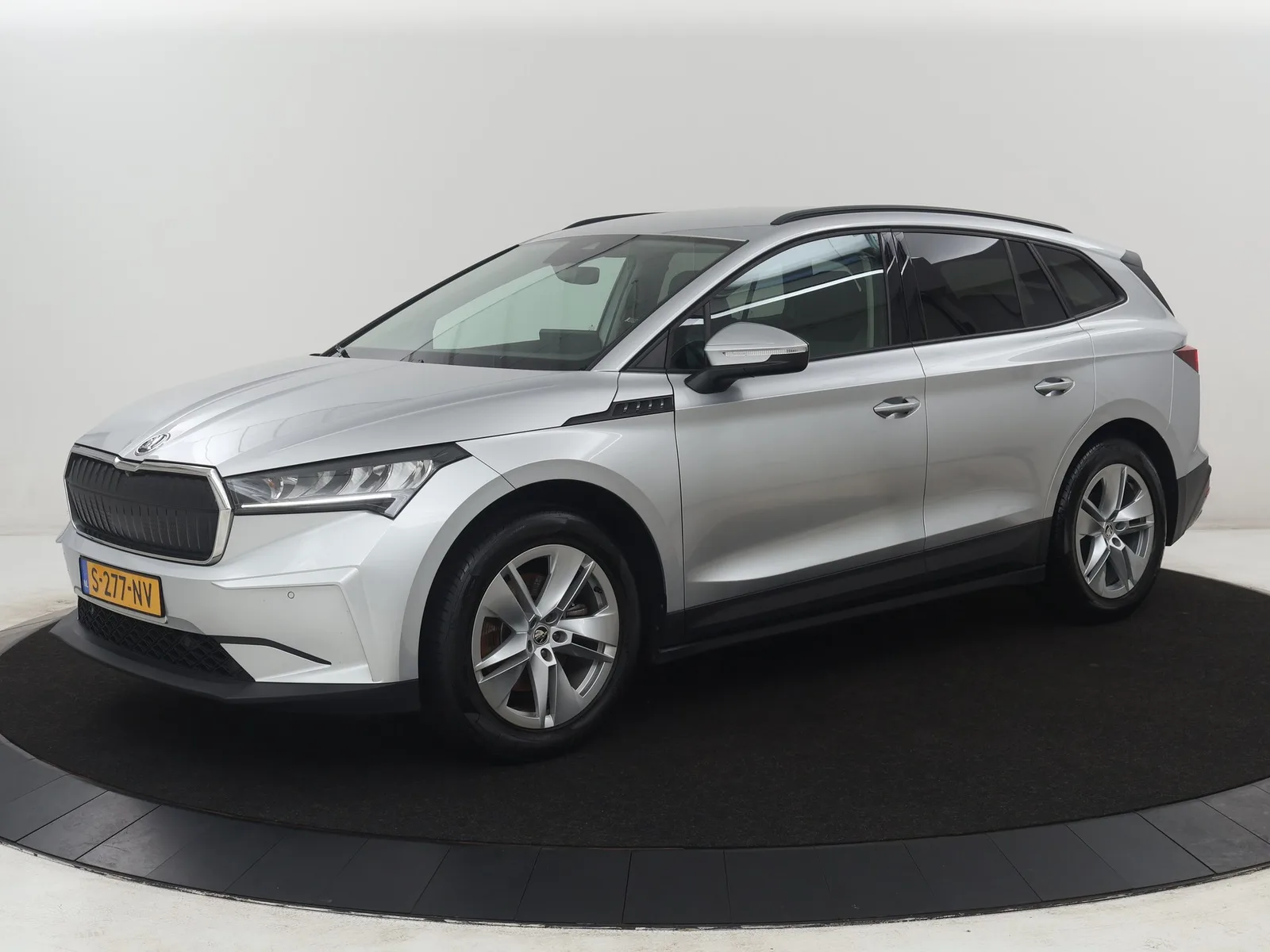 Škoda Enyaq (2023) — foto 1