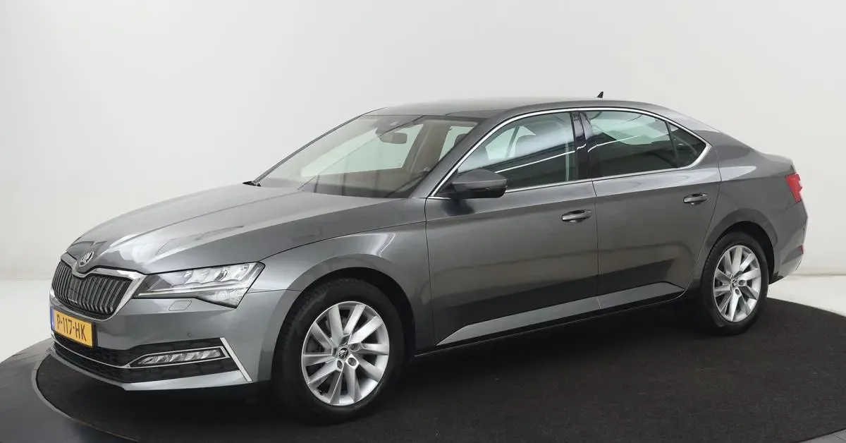 Škoda Superb (2022) — foto 1