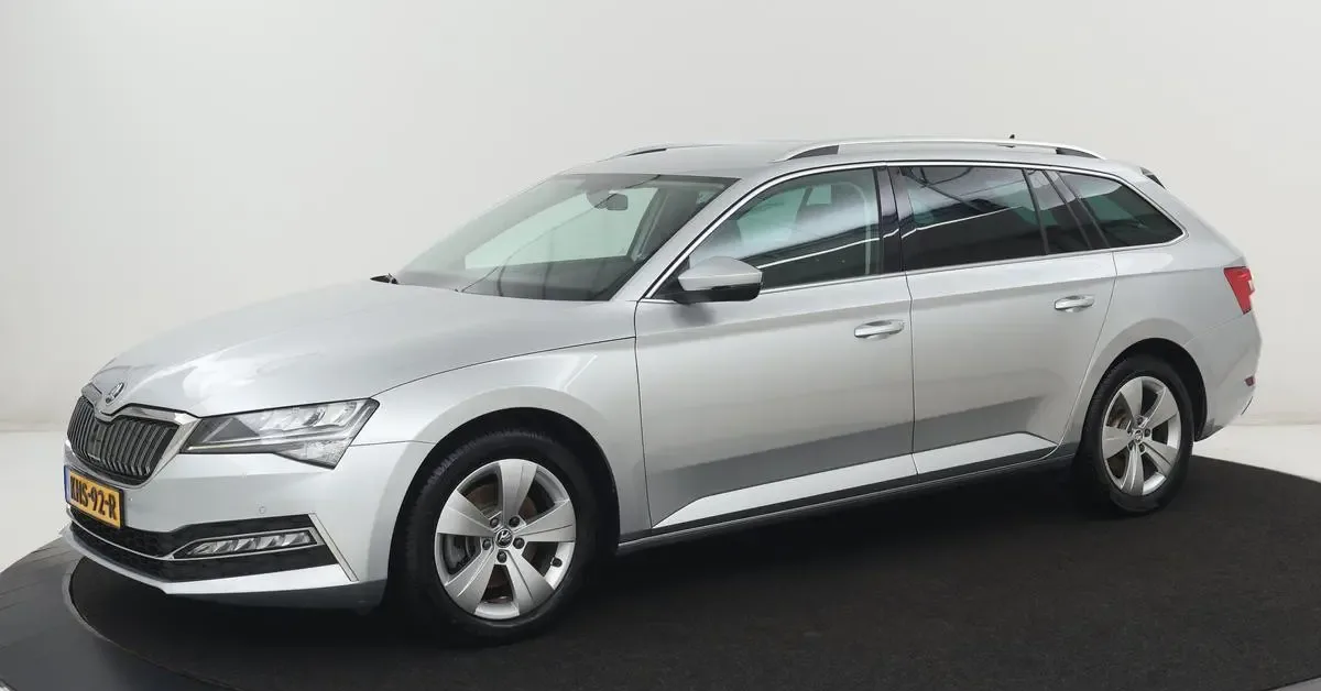 Škoda Superb (2022) — foto 1