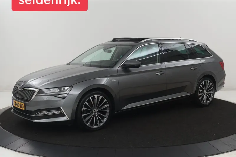 Škoda Superb (2022)