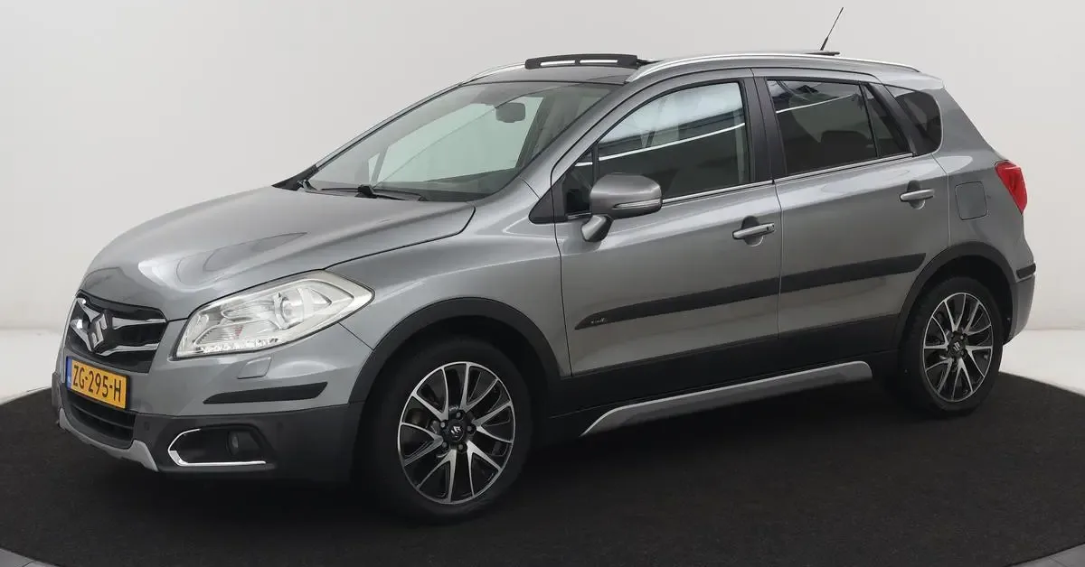 Suzuki S-Cross (2016) — foto 1