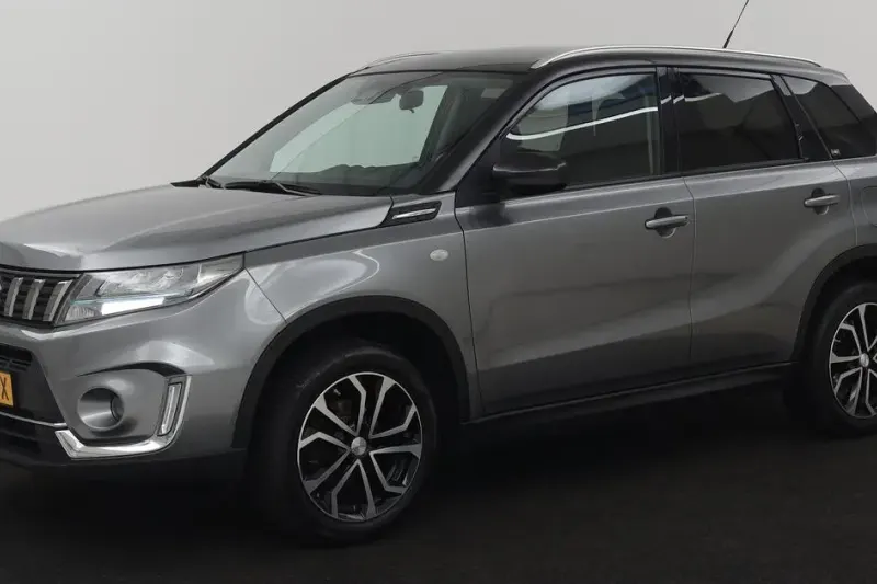 Suzuki Vitara (2023)