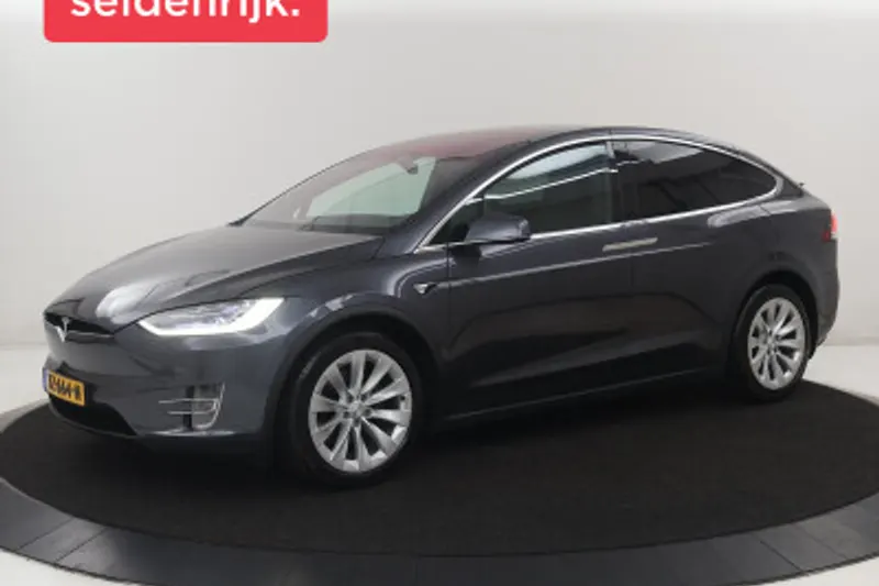 Tesla Model X (2018)