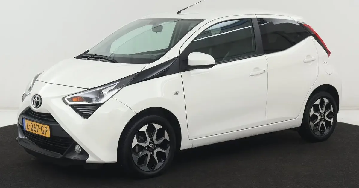 Toyota Aygo (2021) — foto 1
