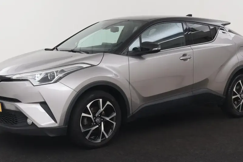 Toyota C-HR (2017)