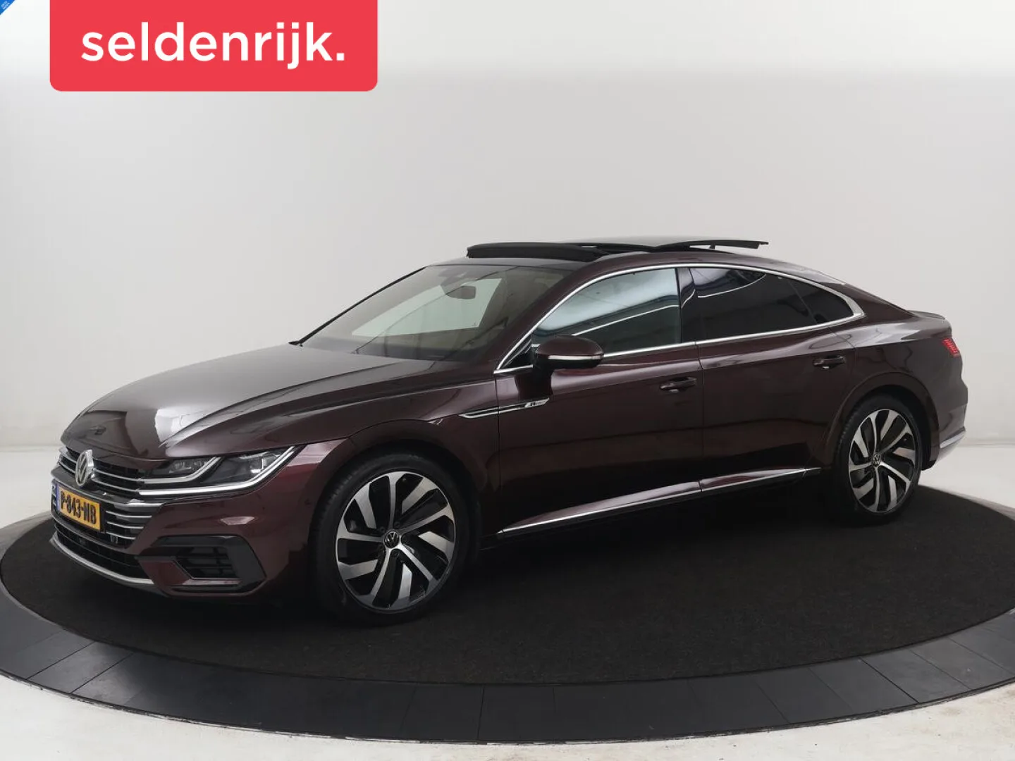 Volkswagen Arteon (2018) — foto 1