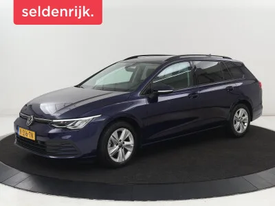 Volkswagen Golf (2021) — foto 1