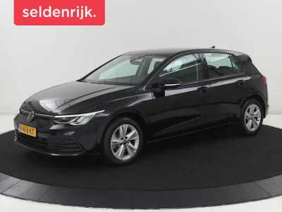 Volkswagen Golf (2022) — foto 1