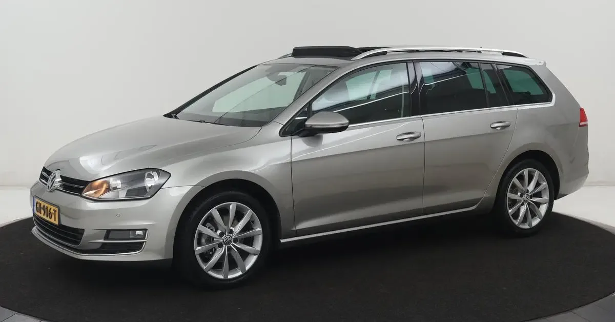 Volkswagen Golf (2015) — foto 1